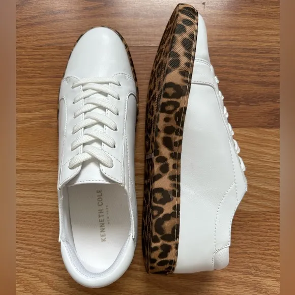 New Kenneth Cole women’s leopard shirt size 9