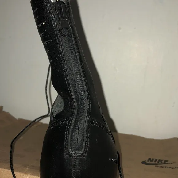 NEW Nike Flat lace up Sandal Sneaker Black Artemisia 10