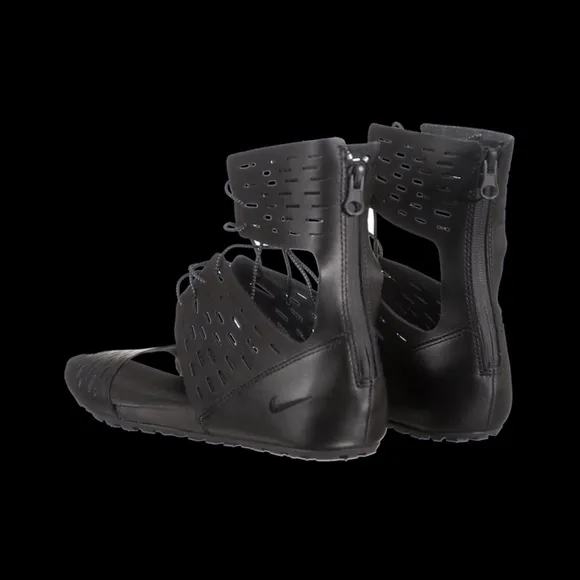 NEW Nike Flat lace up Sandal Sneaker Black Artemisia 10