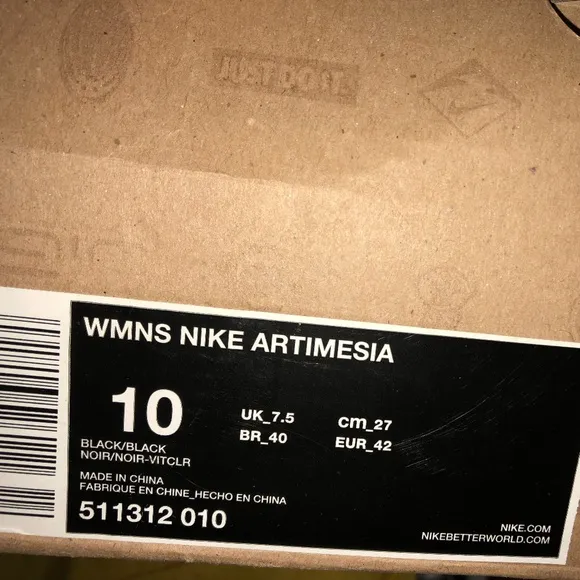 NEW Nike Flat lace up Sandal Sneaker Black Artemisia 10
