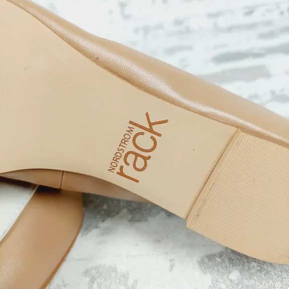 NEW Nordstrom RACK Meade Cream Tan White Flat Loafers O118