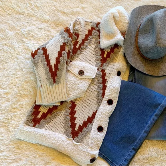 New Quilted Cardigan Sweater Coat / Women's Shacket Western Boho Jacket