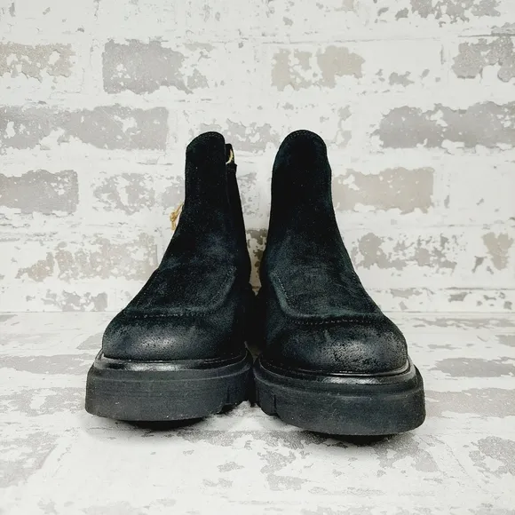 NEW Sofft Samira Black Suede Leather Round Toe Chelsea Pull On Ankle Boots T674