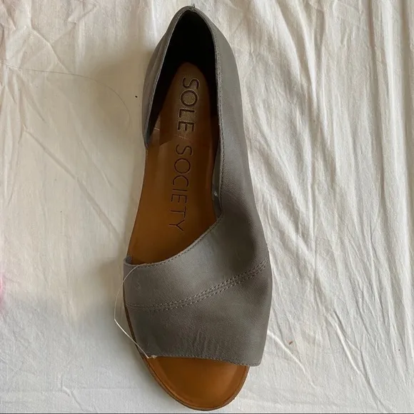 NEW Sole Society (slate gray) cut out sandals PRICE FIRM