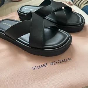 New Stuart Weitzman Elodie Black Leather Slides Sandals Criss Cross- 8
