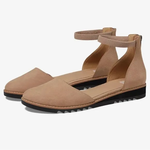 NEW sz 8 Eileen fisher emmet flats