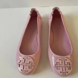 NEW Tory Burch Minnie Travel Ballet Flats ~ Petunia ~ Size 4