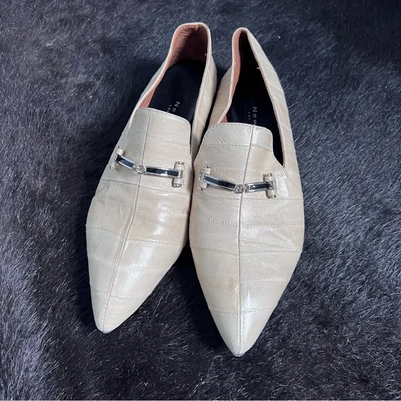 NEWBARK Cream Eelskin Leather Flats Loafers 7 $594