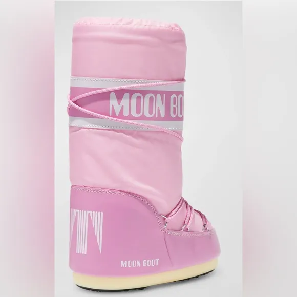 NEW….Moon Boot Pink Winter Boots Insulated Weather-Resistant 9/10.5