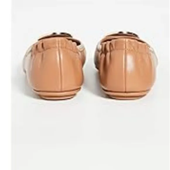 NEW!Tory Burch Tan Leather Flats with Gold TB Logo Minnie travel ballet size 7.5