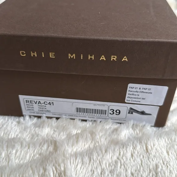 nib Chie Mihara ‘Reva’ Brown Suede Graphic Buckle Low Heel Loafers size 9