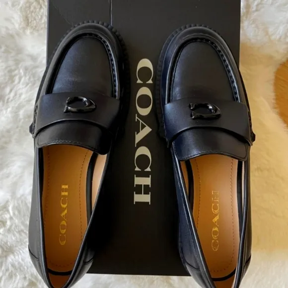 NIB Coach Women's Black Lug Sole Loafers