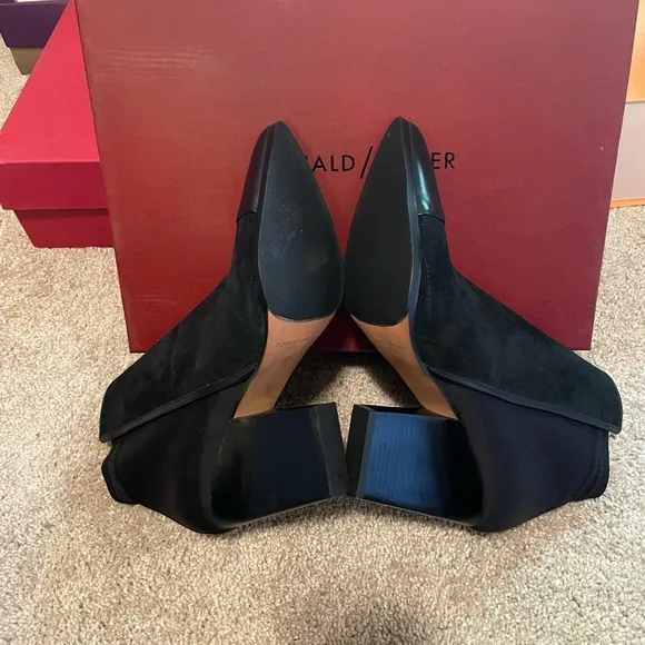 NIB DONALD PLINER BLACK VALDEZ BOOTIE BLACK 10