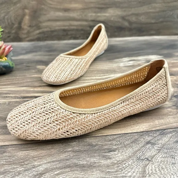 NIB Gentle Souls by Kenneth Cole 8M Eugene Travel Ballet Flats Packable Woven