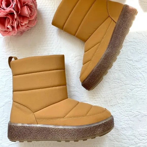 NIB Madewell Toasty Puffer Boot