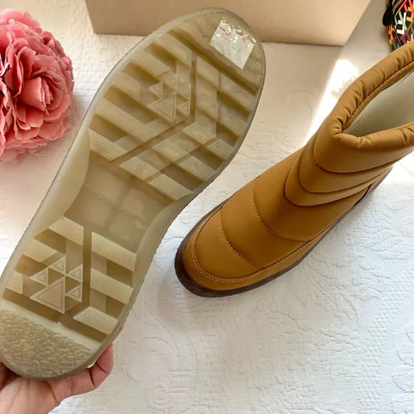 NIB Madewell Toasty Puffer Boot