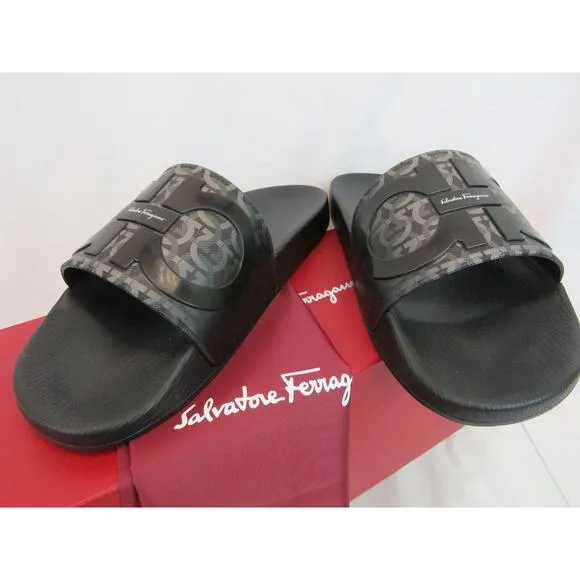 NIB SALVATORE FERRAGAMO GROOVE 6 BLACK RUBBER GANCINI LOGO SANDALS SLIDES 9 M