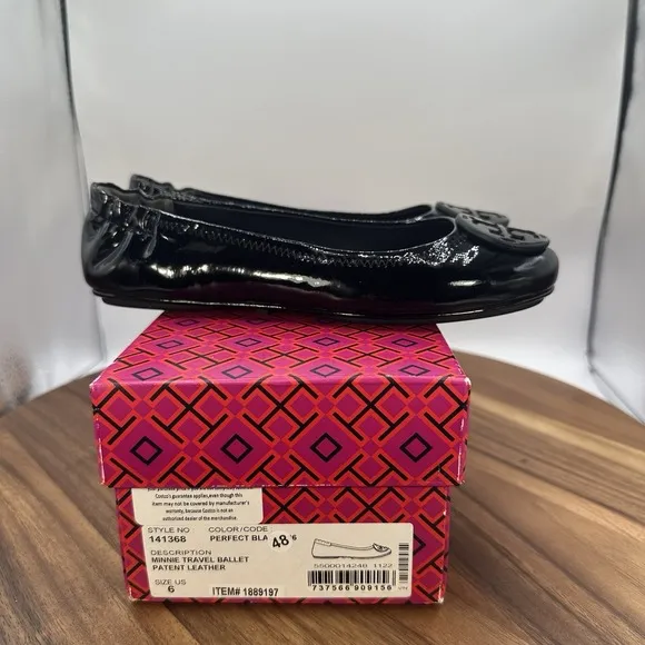 NIB Tory Burch Minnie Travel Ballet Flats Black Patent Leather Logo Women's 6M