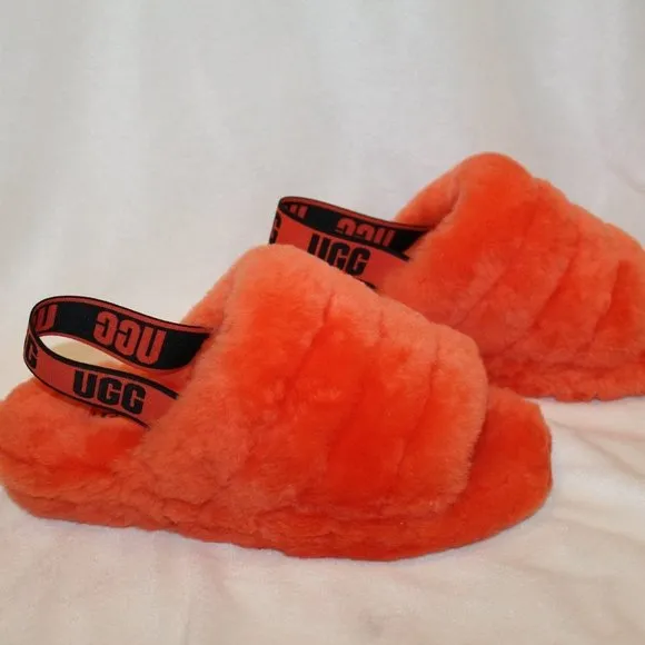 NIB‎ UGG FLUFF SHEARLING SLIDE SLIPPER SANDALS
