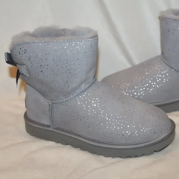 NIB‎ UGG WOMEN'S METALLIC BAILEY BOW MINI SUEDE SHEARLING LINED ANKLE BOO…