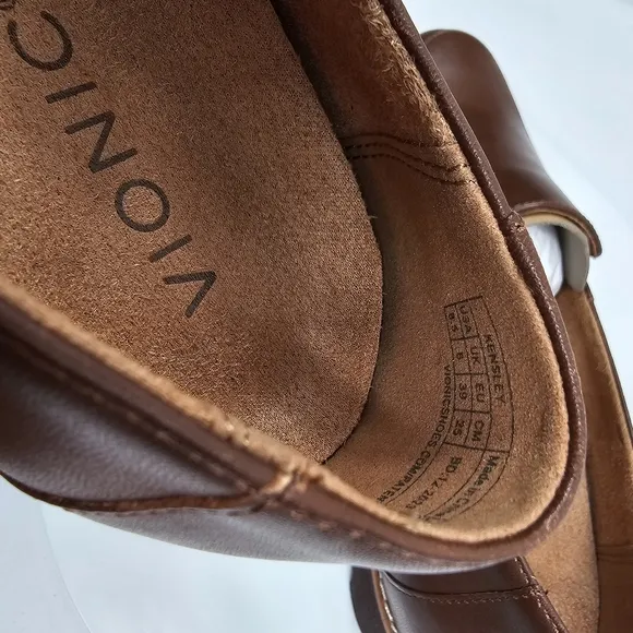 NIB Vionic Kensley Loafers Slip-On Leather Lug Sole Orthotic Brown Nappa 8.5