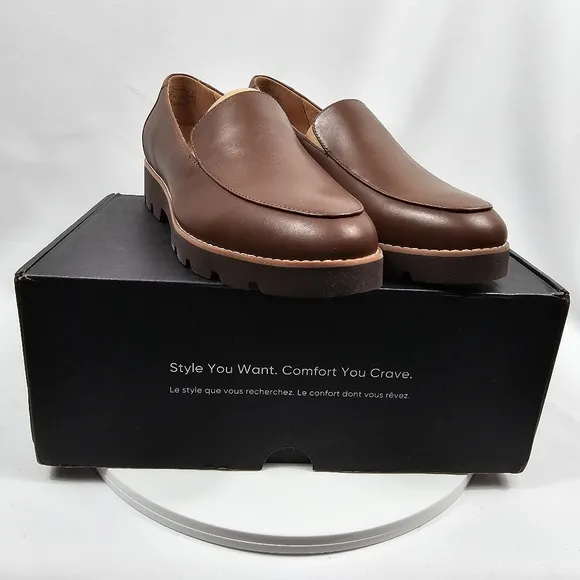 NIB Vionic Kensley Loafers Slip-On Leather Lug Sole Orthotic Brown Nappa 8.5