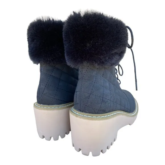 Nicole Miller Black Latte Quilted Boots Size 6‎