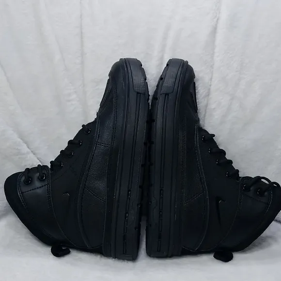 Nike ACG Men's Black Boots