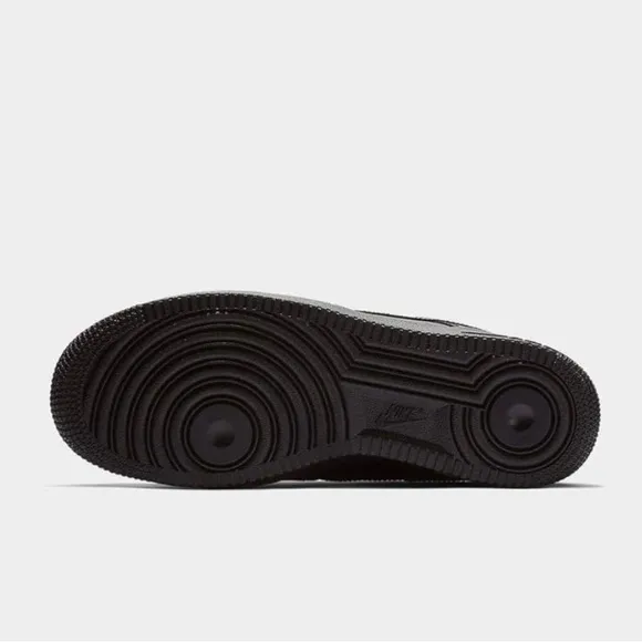 Nike Air Force 1 ‘07 Basketball Tennis Shoe