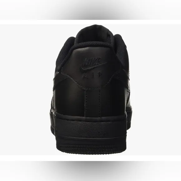 Nike Air Force 1 ‘07 Basketball Tennis Shoe