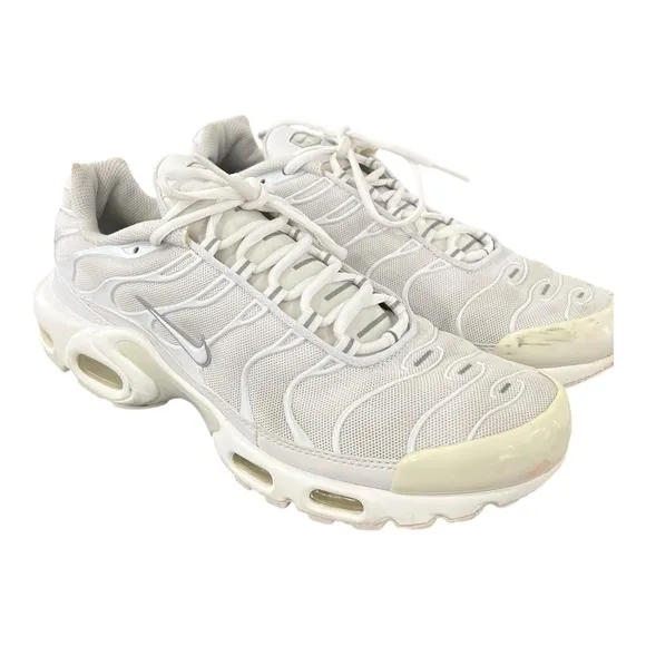 Nike Air Max Plus Tn Women’s Triple White Sneakers Size 10 2021