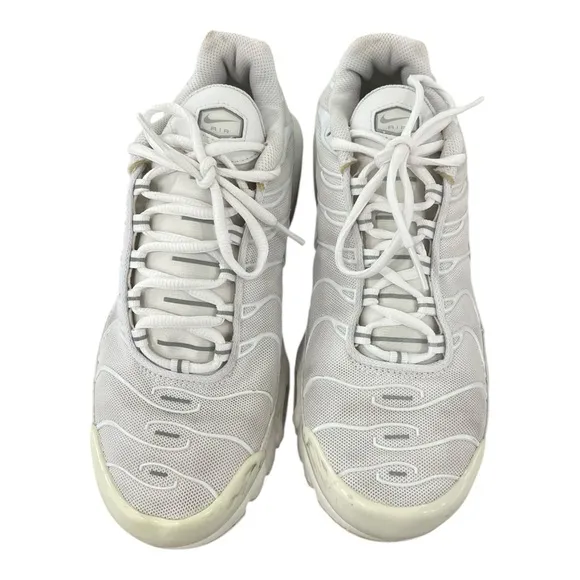 Nike Air Max Plus Tn Women’s Triple White Sneakers Size 10 2021