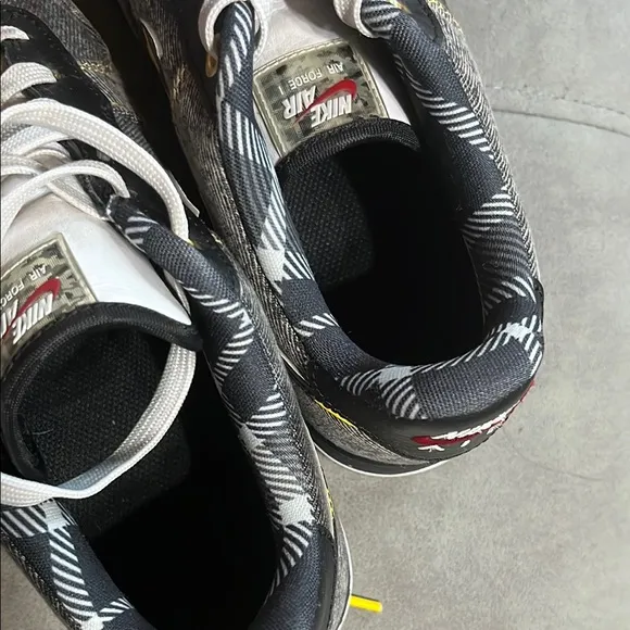 Nike Black and Red Sneakers Bold Design
