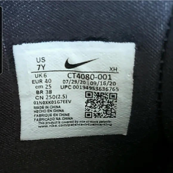Nike Kyrie 7 Roswell Rayguns Hightop Basketball Shoes Sneakers