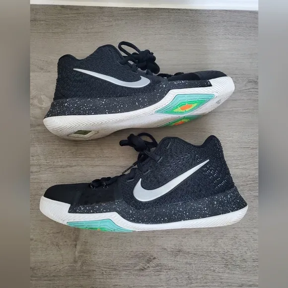Nike Kyrie Irving Black Ice Mid-Top Basketball Sneakers Kids Youth Size 6Y