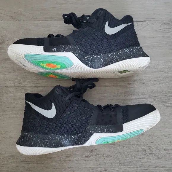Nike Kyrie Irving Black Ice Mid-Top Basketball Sneakers Kids Youth Size 6Y