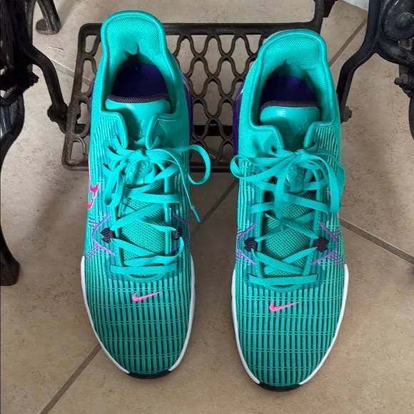Nike LeBron Witness 6 Green and Purple Basketball Sneakers Men Size 18 New