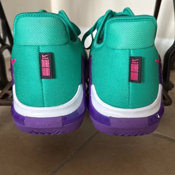 Nike LeBron Witness 6 Green and Purple Basketball Sneakers Men Size 18 New