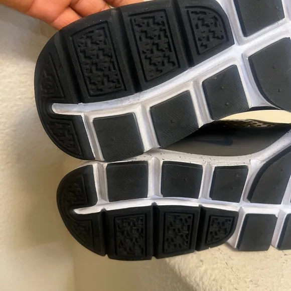 Nike Men's Sock Dart Grey/White  Fashion Shoe Sneakers‎ Size 10