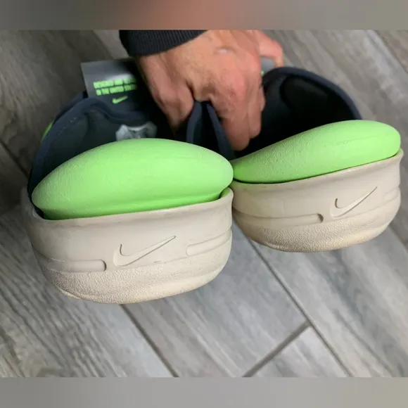 Nike Offline 3.0 💚🖤 Slides