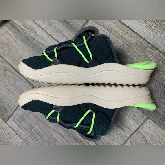 Nike Offline 3.0 💚🖤 Slides
