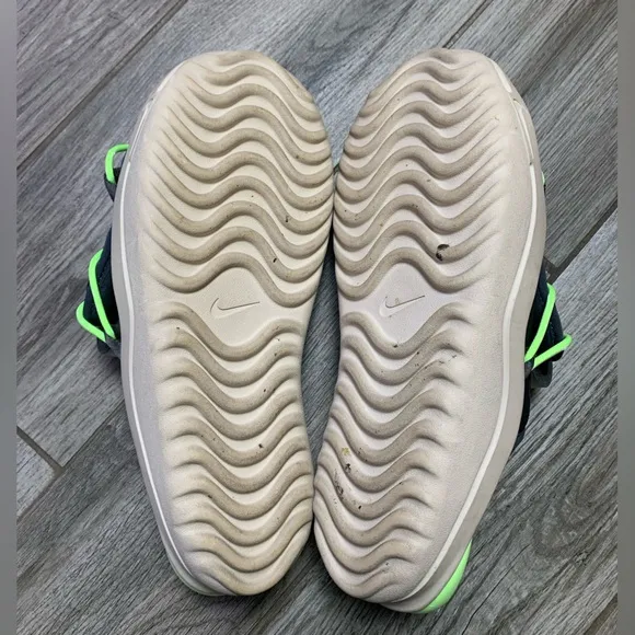 Nike Offline 3.0 💚🖤 Slides