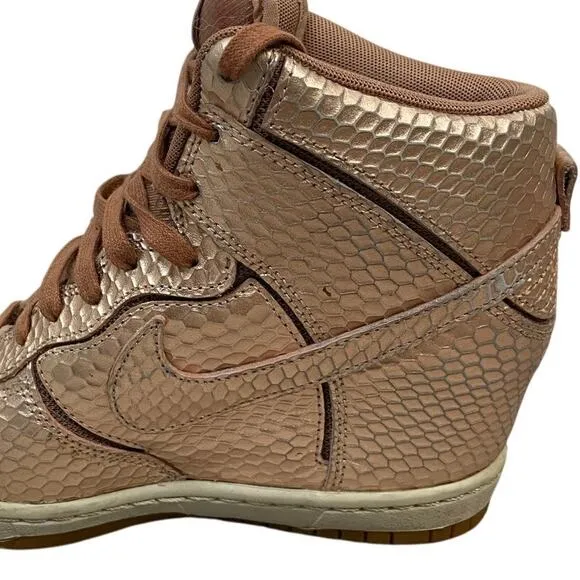Nike Sky Hi Dunk Wedge High Top Sneakers Lace Up Snake Metallic Rose Gold Size 6