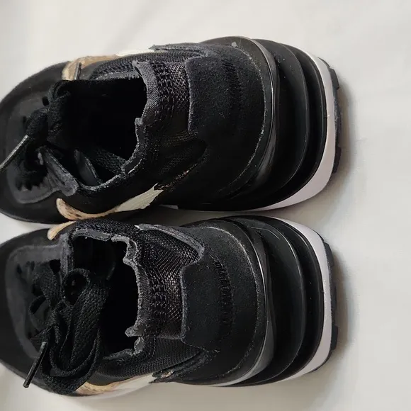 Nike Waffle One SE Black Leopard Print Sneakers (w size 8.5)