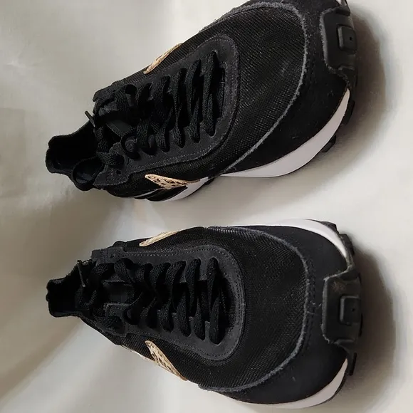 Nike Waffle One SE Black Leopard Print Sneakers (w size 8.5)