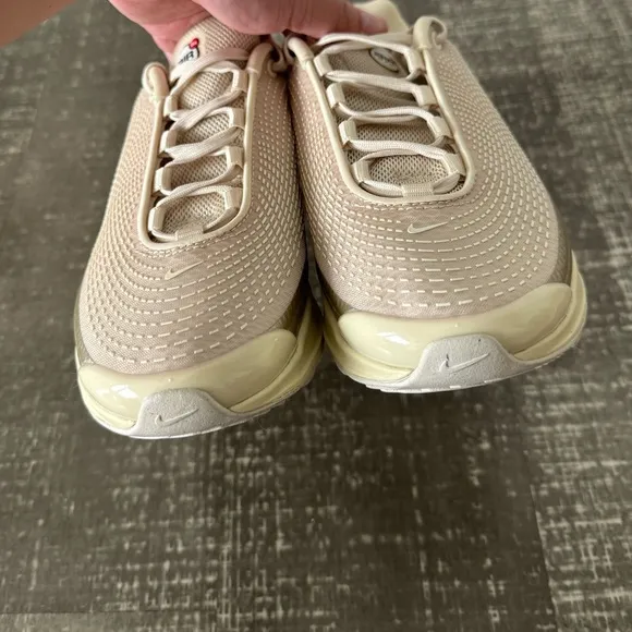 NIKE Women’s Air Max DN Light Khaki and Gold Sneaker