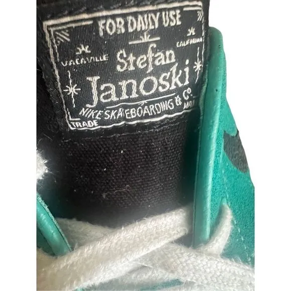 NIKE Zoom Stefan Janoski SB Green sneakers size 8.5