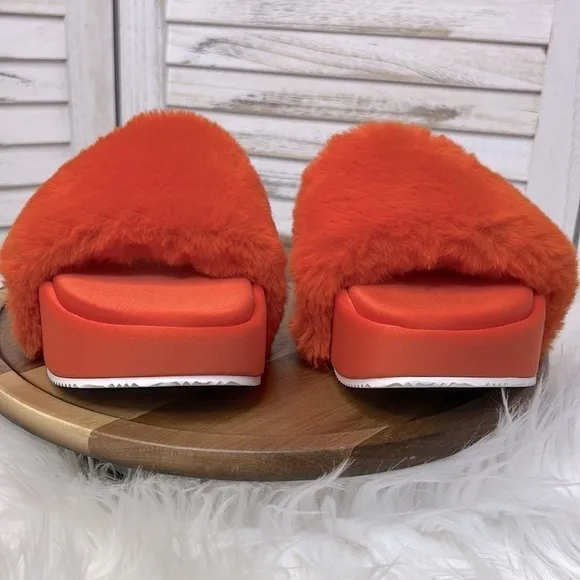 NINE WEST l Fuzzy Orange Platform Slider Sandals New! Size 8