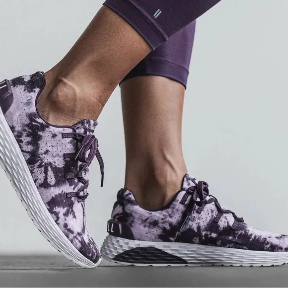 No Bull wisteria tie-dye ripstop runner Size 7.5