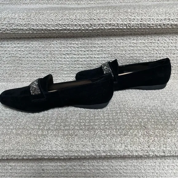 NWB Karl Lagerfeld Paris Quincey Black Suede Grey Stone Embellished Loafers